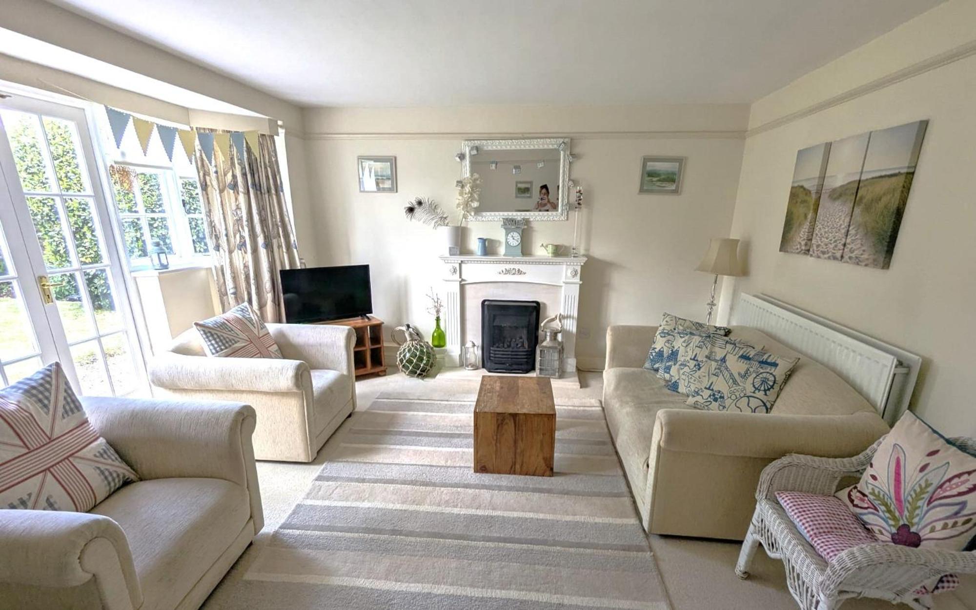 Georgian 2 Bedroom Apartment In Chichester With Free Parking - Chichester Holiday Properties Eksteriør bilde